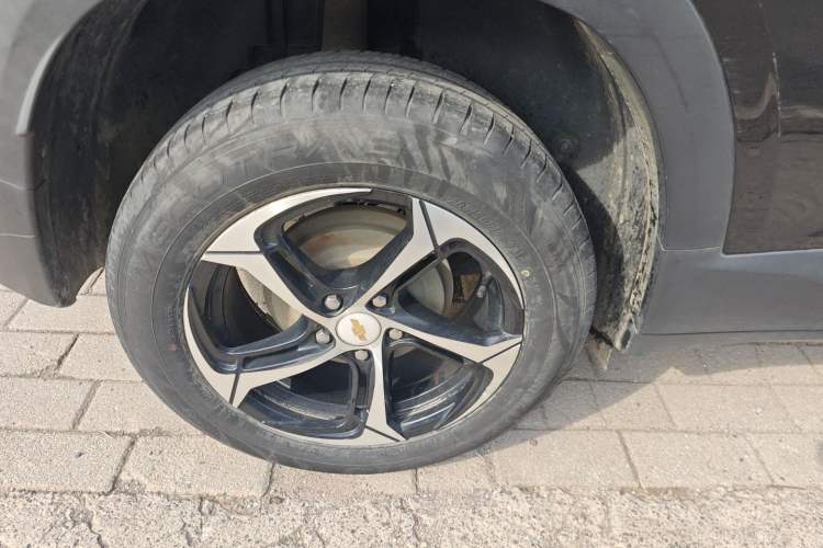 Used Chevrolet Trax 2019 325T Automatic Sport Edition China VI Standard Right Rear Wheel Hub