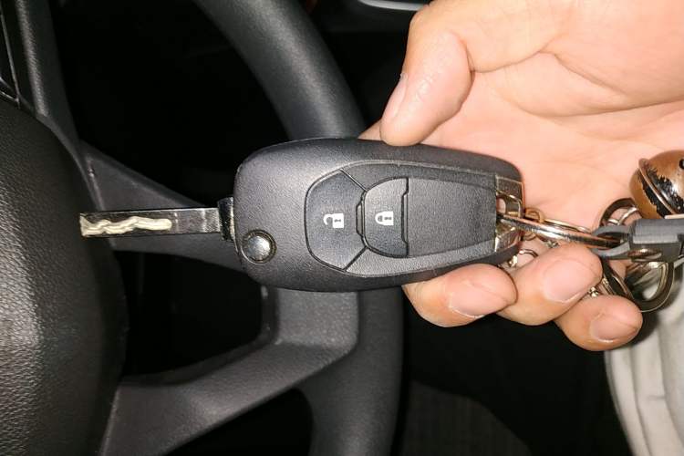 Used Chevrolet Trax 2019 Redline 335T CVT Trendy Version China VI Standard Vehicle Key