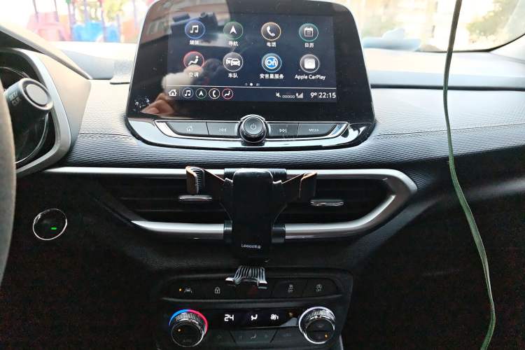 Used Chevrolet Trax 2019 Redline 335T CVT Luxury Edition China VI Standard Audio And AC Panel