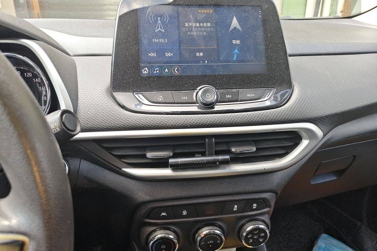 Used Chevrolet Trax 2019 Redline 335T CVT Top-Tier Model China VI Standard Audio And AC Panel