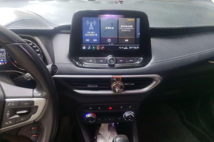 Used Chevrolet Trax 2019 Redline 335T CVT Luxury Edition China VI Standard Audio And AC Panel