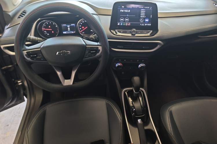 Used Chevrolet Trax 2019 Redline 335T CVT Luxury Edition China VI Standard Center Console