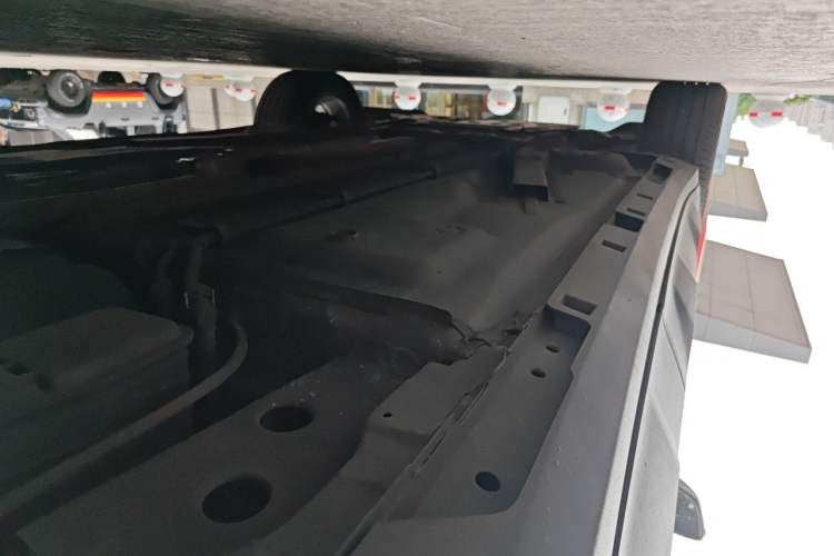 Used Chevrolet Trax 2019 Redline 335T CVT Luxury Edition China VI Standard Chassis Rear Left