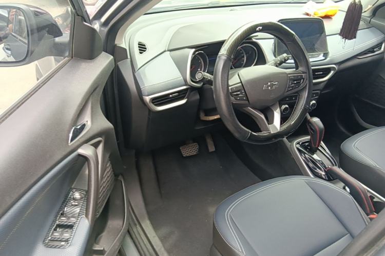 Used Chevrolet Trax 2019 Redline 335T CVT Luxury Edition China VI Standard Driver Seat
