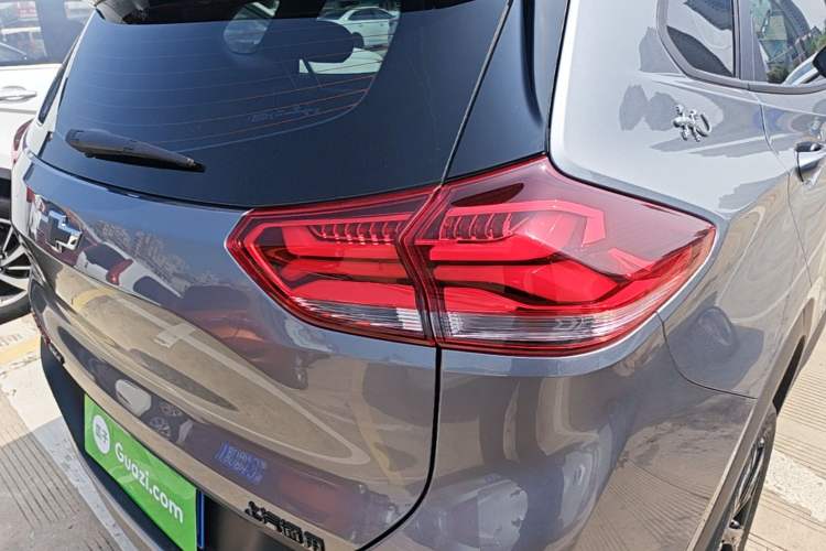 Used Chevrolet Trax 2019 Redline 335T CVT Trendy Version China VI Standard Exterior 3