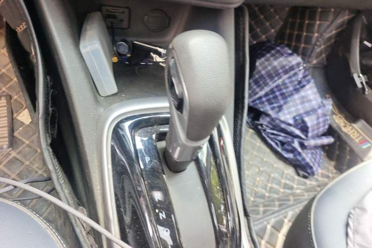 Used Chevrolet Trax 2019 Redline 335T CVT Luxury Edition China VI Standard Gear Lever