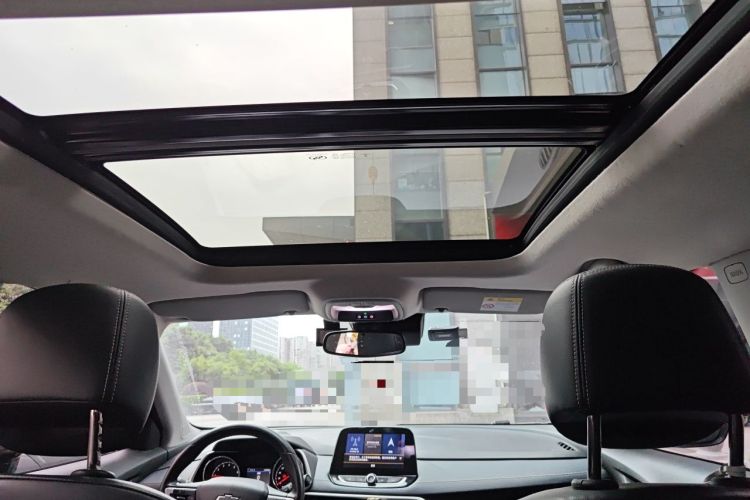 Used Chevrolet Trax 2019 Redline 335T CVT Luxury Edition China VI Standard Headliner