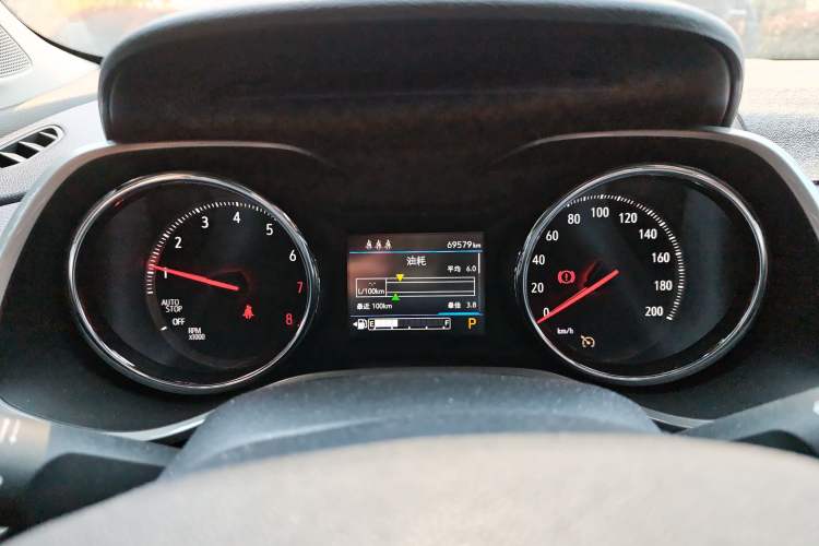 Used Chevrolet Trax 2019 Redline 335T CVT Luxury Edition China VI Standard Instrument Cluster