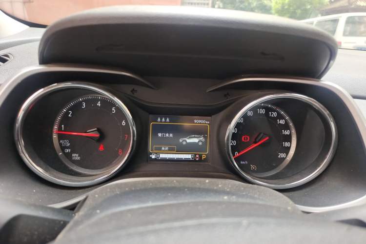 Used Chevrolet Trax 2019 Redline 335T CVT Luxury Edition China VI Standard Instrument Cluster
