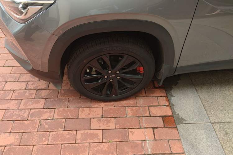 Used Chevrolet Trax 2019 Redline 335T CVT Top-Tier Model China VI Standard Left Front Wheel Hub