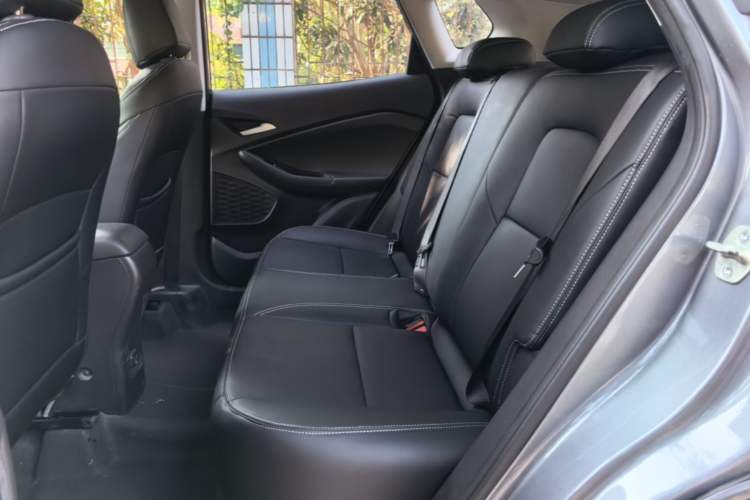 Used Chevrolet Trax 2019 Redline 335T CVT Trendy Version China VI Standard Left Rear Seat
