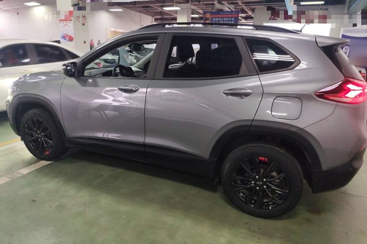 Used Chevrolet Trax 2019 Redline 335T CVT Top-Tier Model China VI Standard Left Side