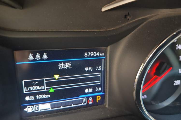 Used Chevrolet Trax 2019 Redline 335T CVT Top-Tier Model China VI Standard Odometer Close Up