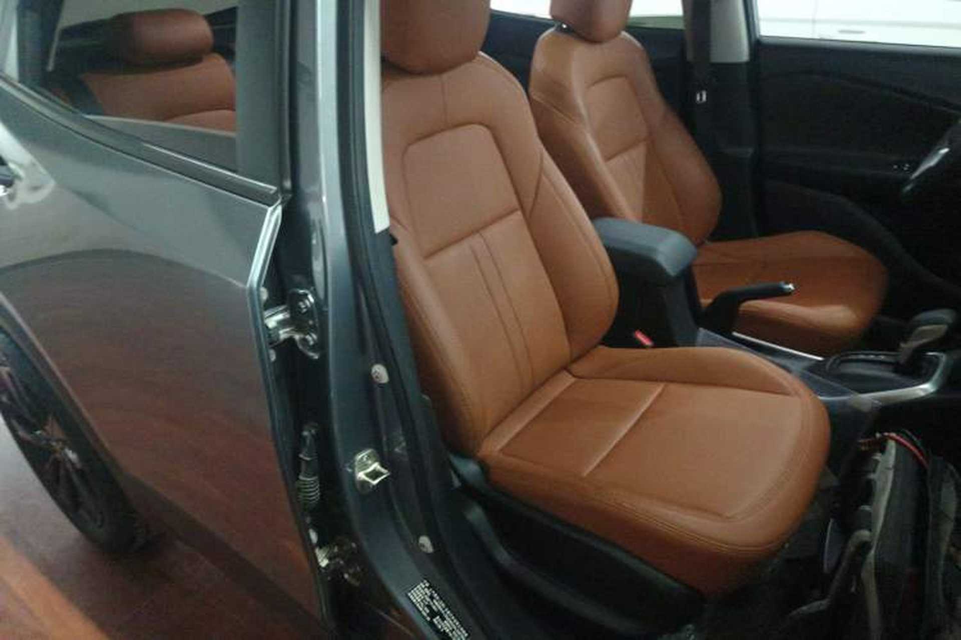 Used Chevrolet Trax 2019 Redline 325T Automatic Fun Edition China VI Standard Right Front Seat
