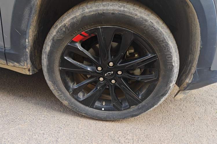 Used Chevrolet Trax 2019 Redline 335T CVT Top-Tier Model China VI Standard Right Front Wheel Hub