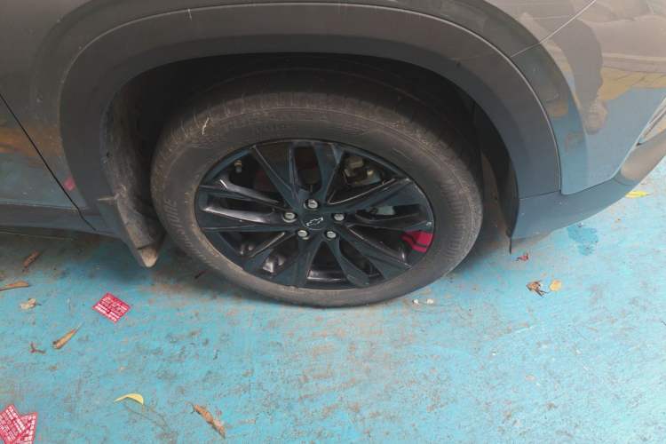 Used Chevrolet Trax 2019 Redline 325T Automatic Fun Edition China VI Standard Right Front Wheel Hub