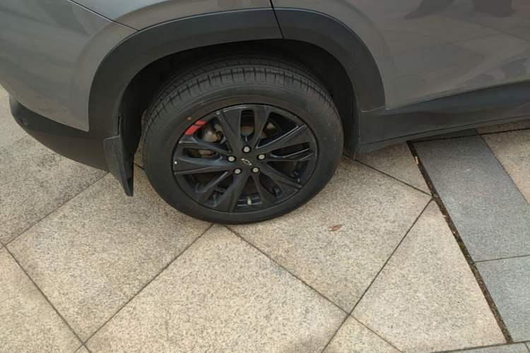 Used Chevrolet Trax 2019 Redline 335T CVT Top-Tier Model China VI Standard Right Rear Wheel Hub