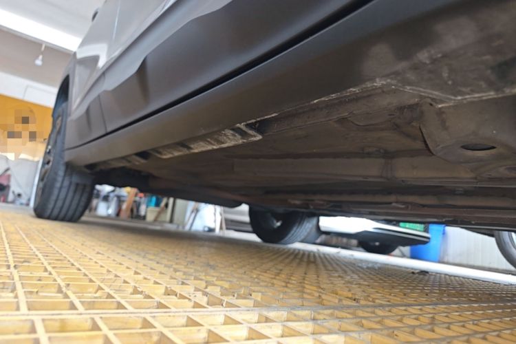 Used Chevrolet Trax 2019 Redline 335T CVT Luxury Edition China VI Standard Right Side Sill