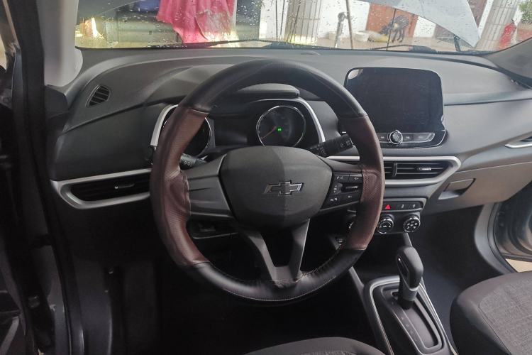 Used Chevrolet Trax 2019 Redline 335T CVT Trendy Version China VI Standard Steering Wheel