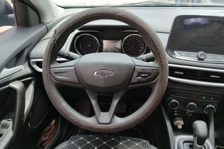 Used Chevrolet Trax 2019 Redline 335T CVT Trendy Version China VI Standard Steering Wheel