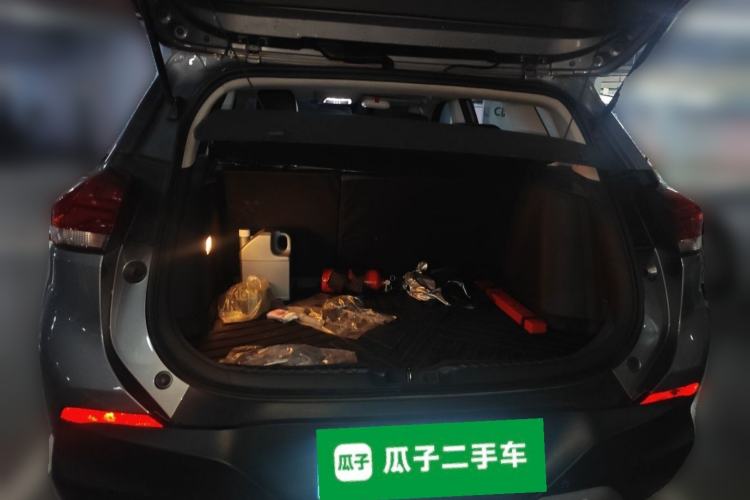 Used Chevrolet Trax 2019 Redline 335T CVT Top-Tier Model China VI Standard Trunk