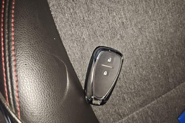 Used Chevrolet Trax 2019 Redline 335T CVT Top-Tier Model China VI Standard Vehicle Key