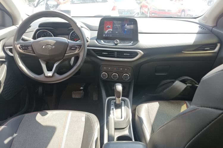 Used Chevrolet Trax 2019 Redline 335T CVT Top-Tier Model China VI Standard Center Console