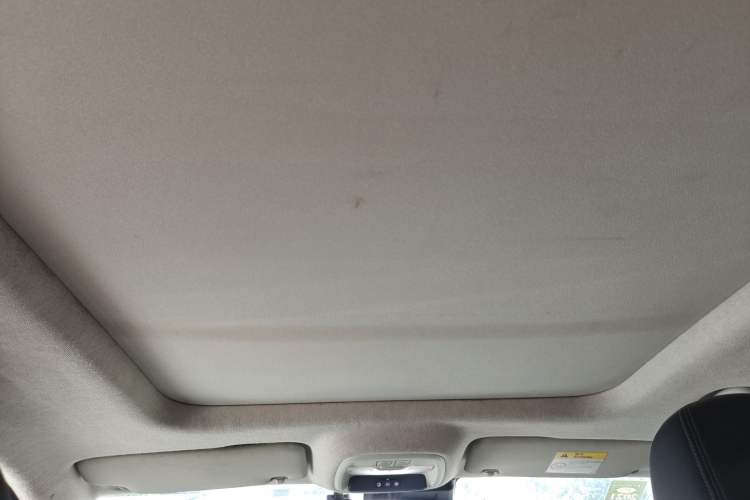 Used Chevrolet Trax 2019 Redline 335T CVT Top-Tier Model China VI Standard Headliner