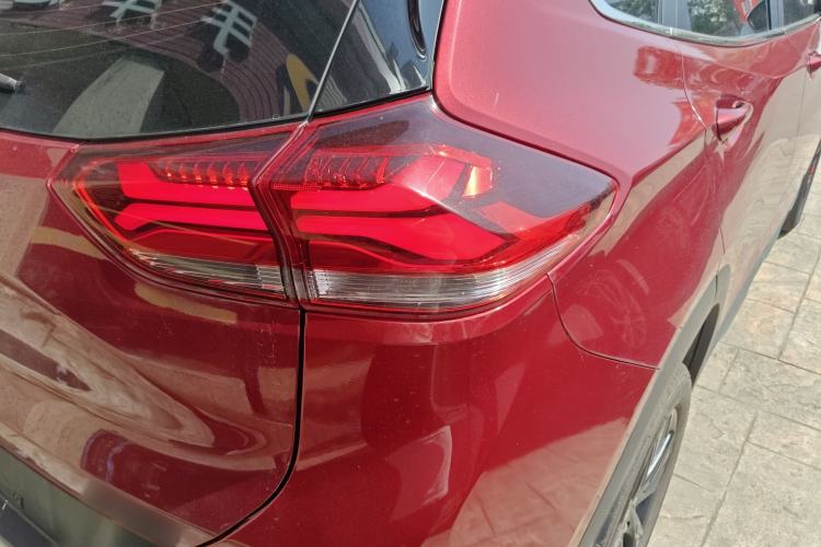 Used Chevrolet Trax 2019 Redline 335T CVT Top-Tier Model China VI Standard Right Rear Taillight