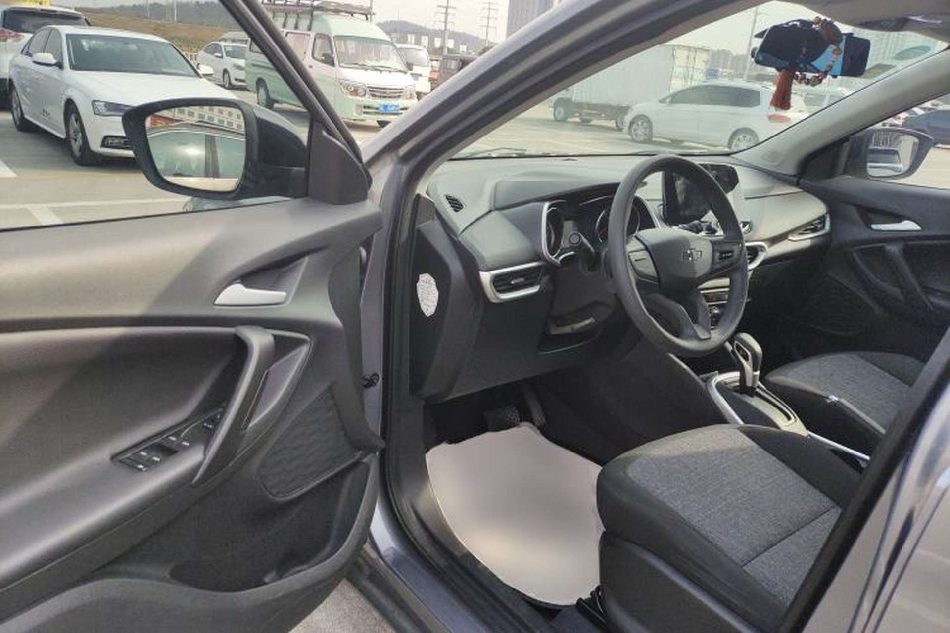 Used Chevrolet Trax 2019 Redline 335T CVT Trendy Version China VI Standard Driver Seat
