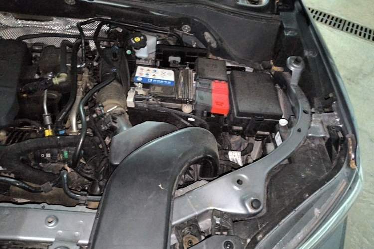 Used Chevrolet Trax 2019 Redline 335T CVT Trendy Version China VI Standard Engine Bay Left