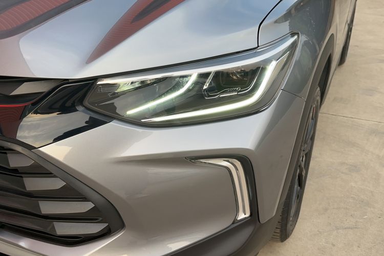 Used Chevrolet Trax 2019 Redline 335T CVT Top-Tier Model China VI Standard Left Front Headlight
