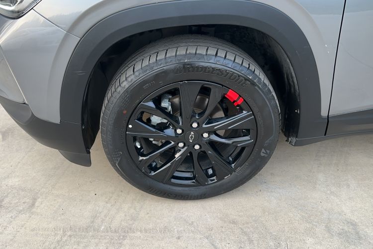 Used Chevrolet Trax 2019 Redline 335T CVT Top-Tier Model China VI Standard Left Front Wheel Hub