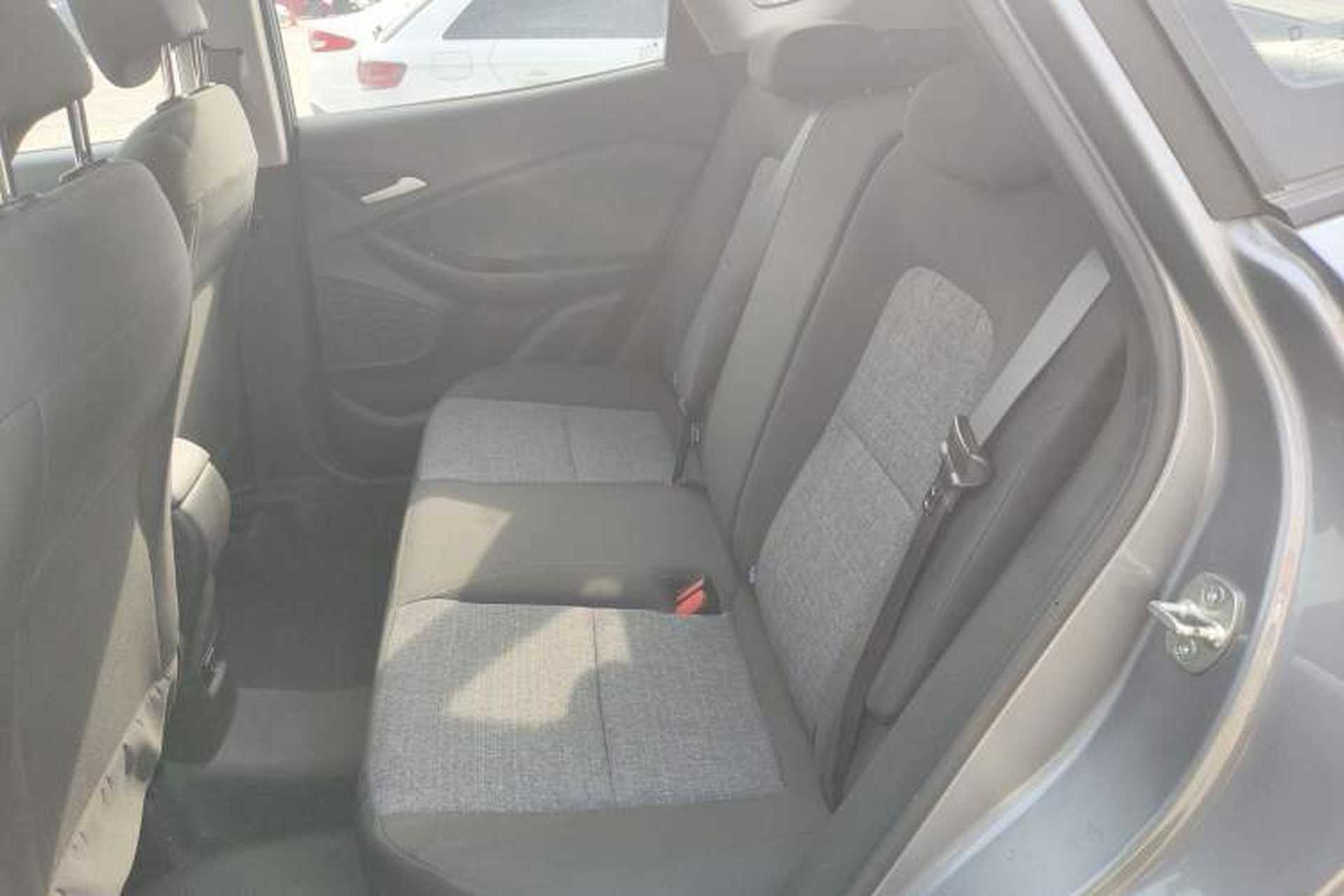 Used Chevrolet Trax 2019 Redline 335T CVT Trendy Version China VI Standard Left Rear Seat