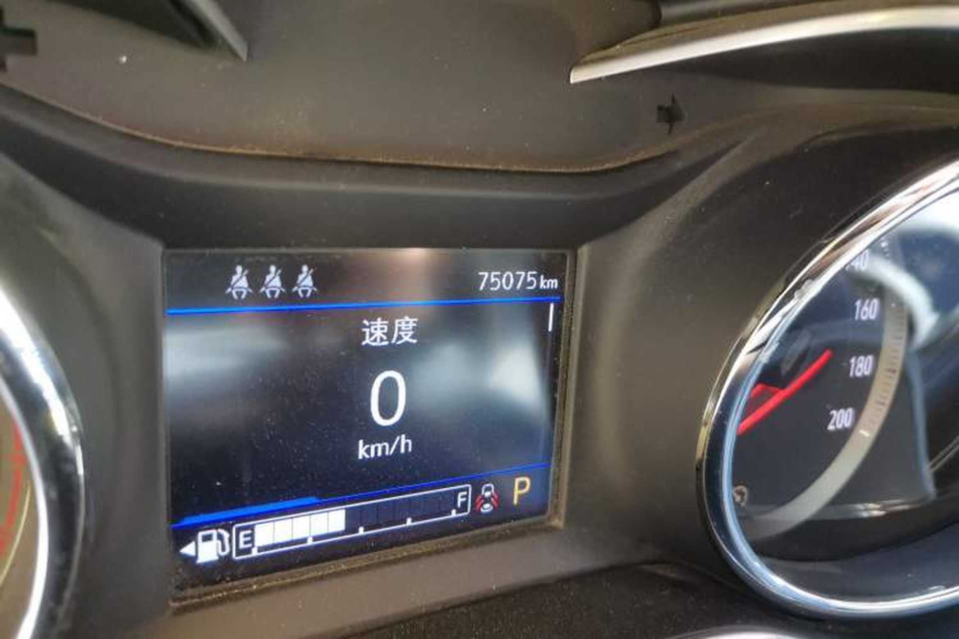 Used Chevrolet Trax 2019 Redline 335T CVT Luxury Edition China VI Standard Odometer Close Up
