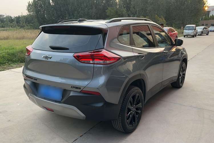 Used Chevrolet Trax 2019 Redline 335T CVT Top-Tier Model China VI Standard Rear Right 45 Deg