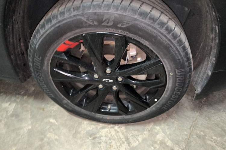 Used Chevrolet Trax 2019 Redline 335T CVT Trendy Version China VI Standard Right Front Wheel Hub