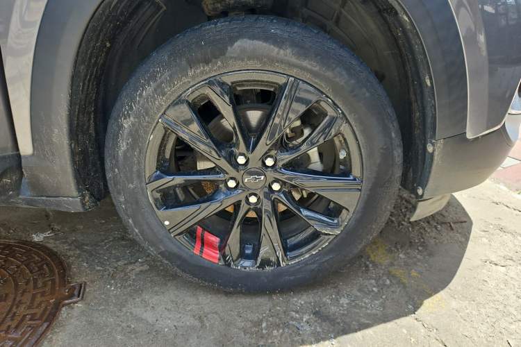 Used Chevrolet Trax 2019 Redline 325T Automatic Fun Edition China VI Standard Right Front Wheel Hub