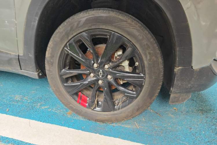 Used Chevrolet Trax 2019 Redline 335T CVT Top-Tier Model China VI Standard Right Front Wheel Hub