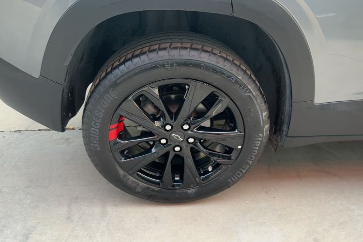 Used Chevrolet Trax 2019 Redline 335T CVT Top-Tier Model China VI Standard Right Rear Wheel Hub
