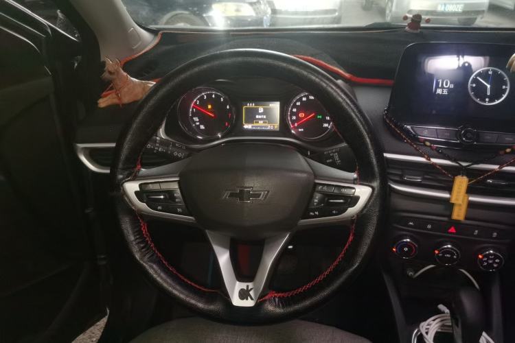 Used Chevrolet Trax 2019 Redline 335T CVT Top-Tier Model China VI Standard Steering Wheel