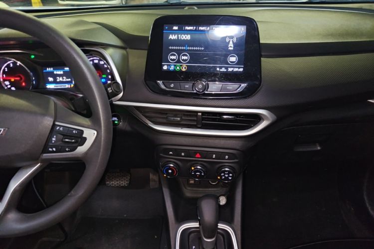Used Chevrolet Trax 2019 Redline 335T CVT Top-Tier Model China VI Standard Audio And AC Panel