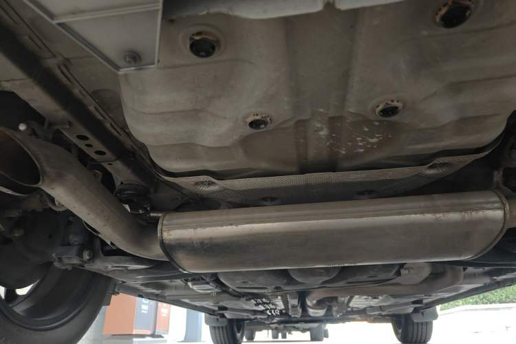 Used Chevrolet Trax 2019 Redline 335T CVT Top-Tier Model China VI Standard Chassis Rear