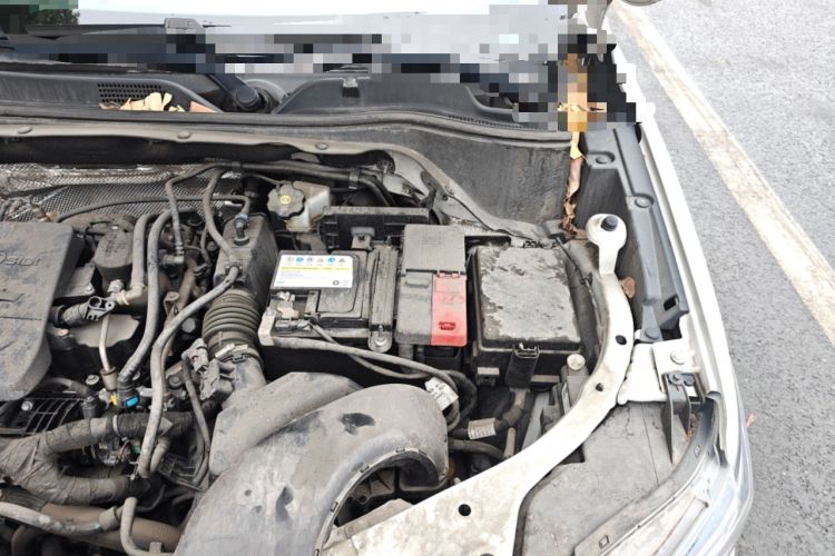 Used Chevrolet Trax 2019 Redline 335T CVT Top-Tier Model China VI Standard Engine Bay Left
