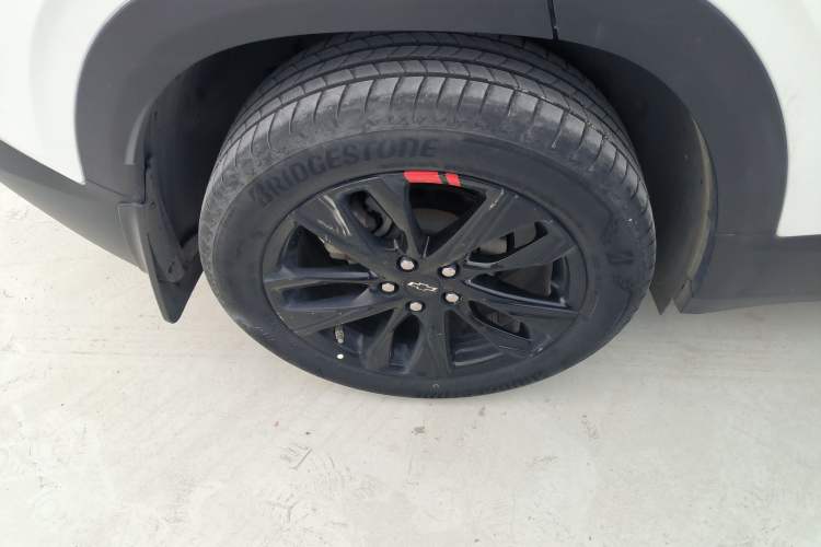 Used Chevrolet Trax 2019 Redline 335T CVT Top-Tier Model China VI Standard Exterior 8