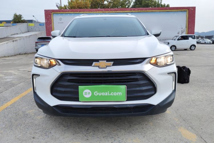 Used Chevrolet Trax 2019 325T Automatic Fun Edition China VI Standard Front