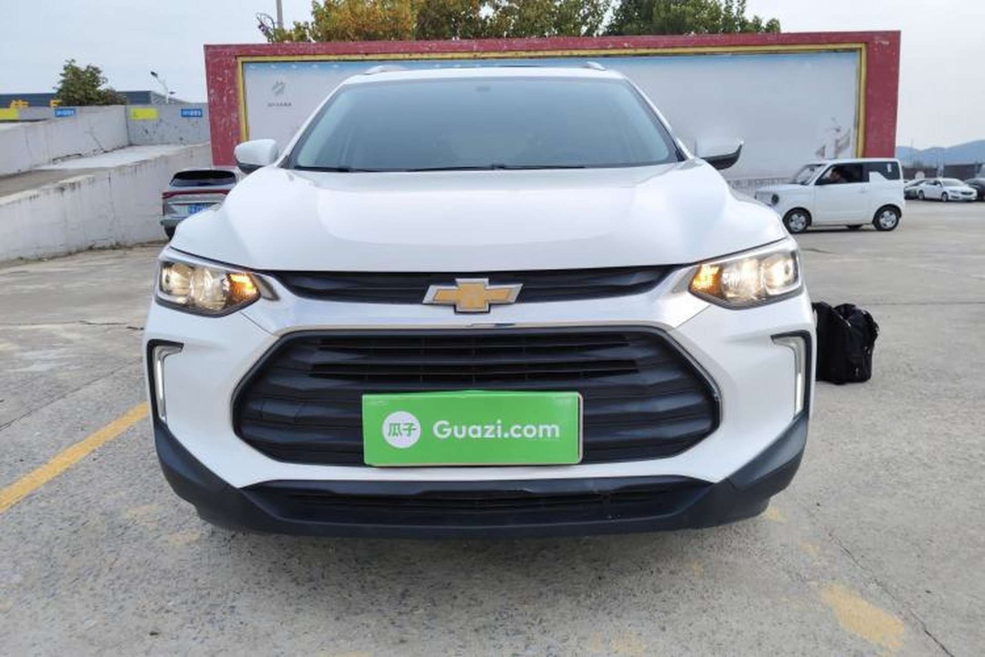 Used Chevrolet Trax 2019 325T Automatic Fun Edition China VI Standard Front