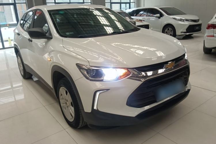 Used Chevrolet Trax 2019 325T Automatic Sport Edition China VI Standard Front Right 45 Deg