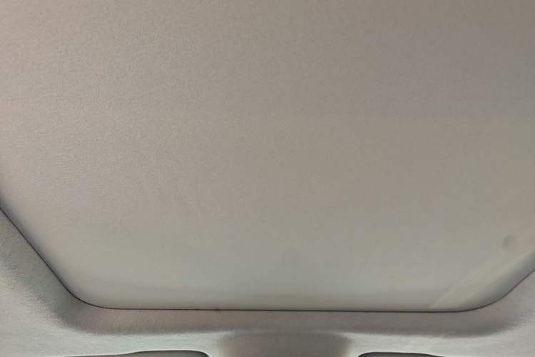 Used Chevrolet Trax 2019 Redline 335T CVT Top-Tier Model China VI Standard Headliner
