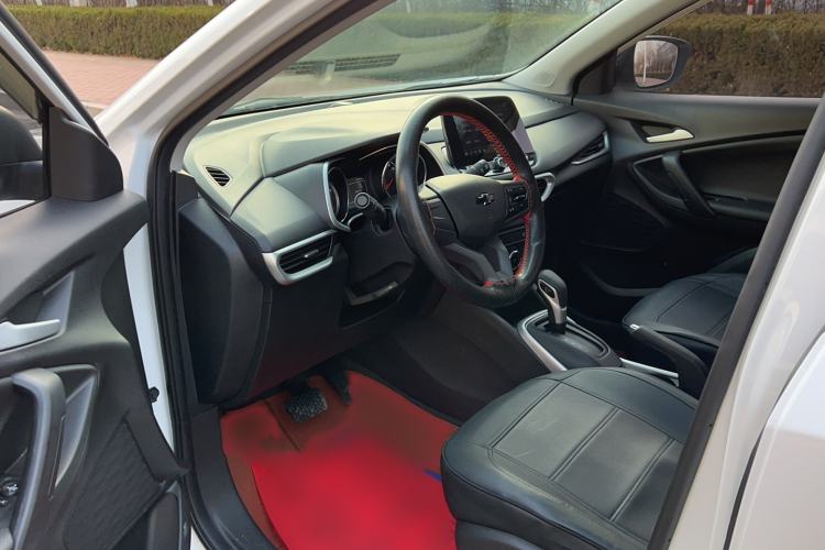 Used Chevrolet Trax 2019 325T Automatic Sport Edition China VI Standard Interior 1